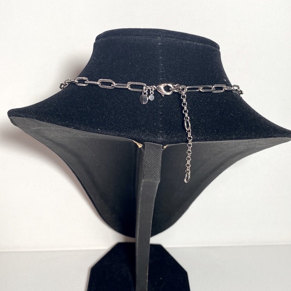 Ann Taylor Short Rhinestone Necklace - Picture 3 of 6